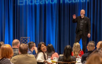 What to Know Before You Book a Conference Keynote Speaker